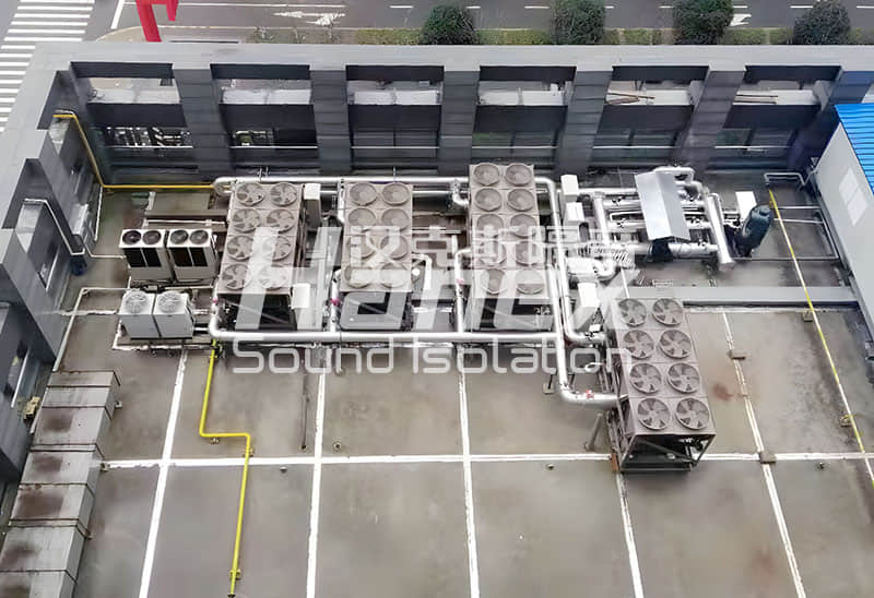 蘇寧易購蘇州大區宏海大廈空調主機隔音降噪現場