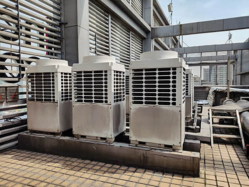 屋頂空調(diào)機組震動噪聲大，不切管道不抬設(shè)備方案這樣做！