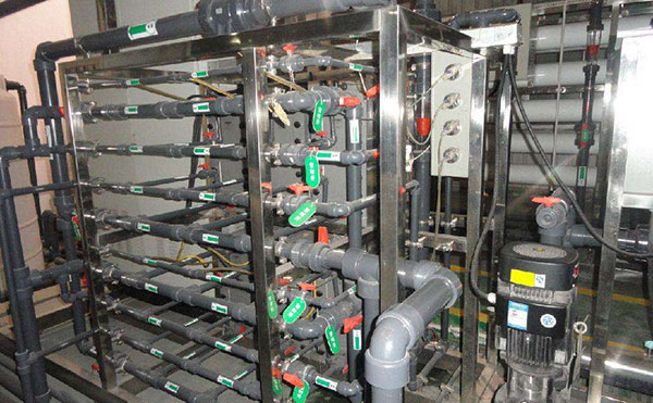 如何避免超純水設(shè)備細(xì)菌滋生 如何避免超純水設(shè)備細(xì)菌滋生